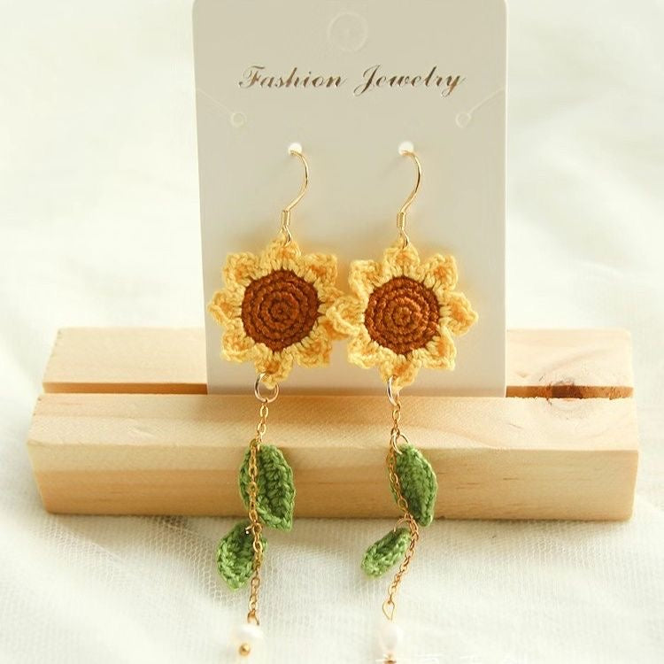 Handmade earrings, sunflower shaped earrings, micro crochet jewelry, Handmade Crochet, niche style jewelry, a gift for girls and women