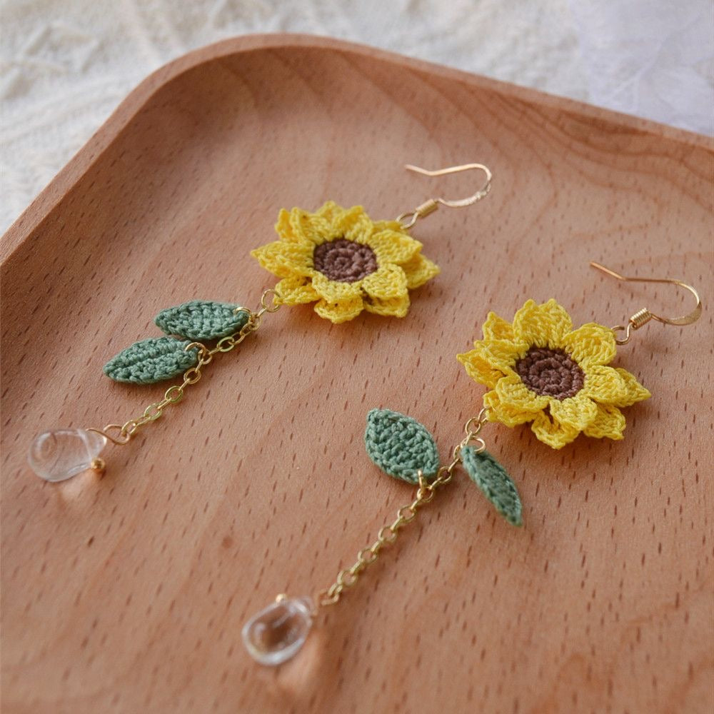 Handmade earrings, sunflower shaped earrings, micro crochet jewelry, Handmade Crochet, niche style jewelry, a gift for girls and women